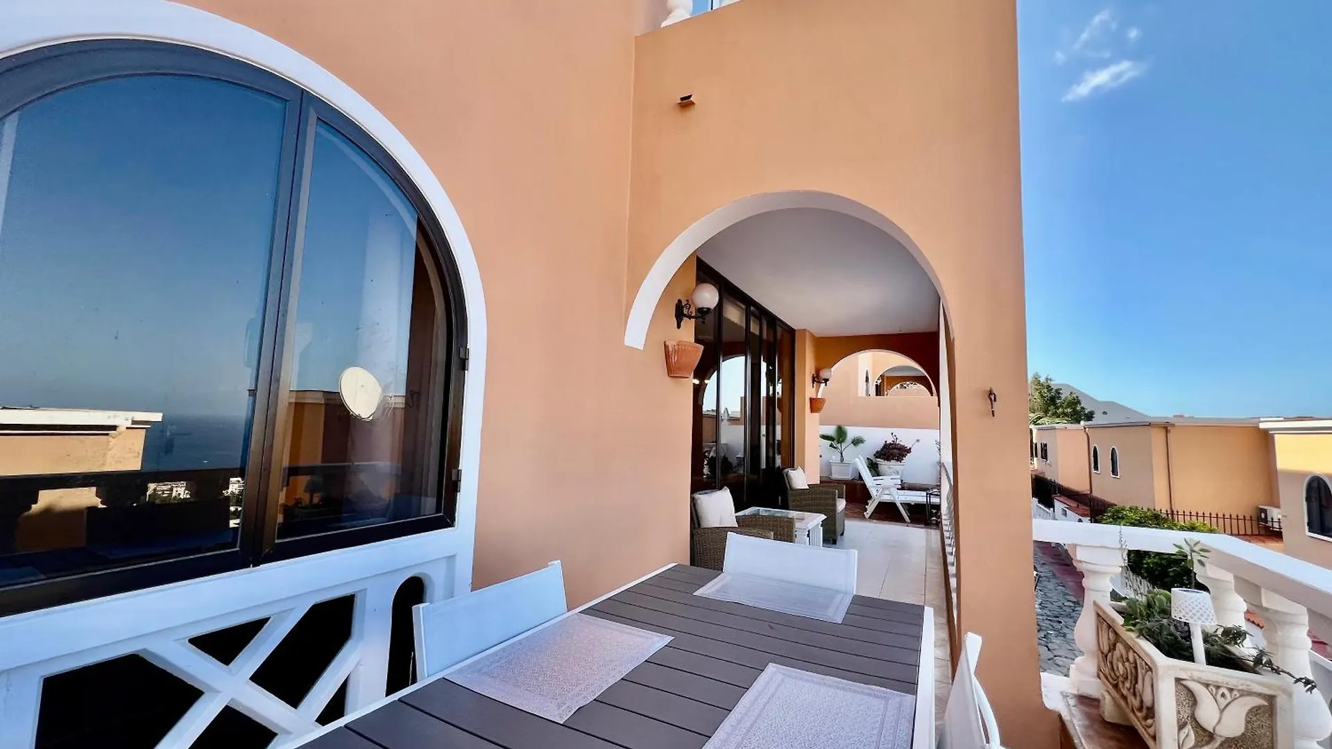 Villa Dana Costa Adeje  Spanyolország